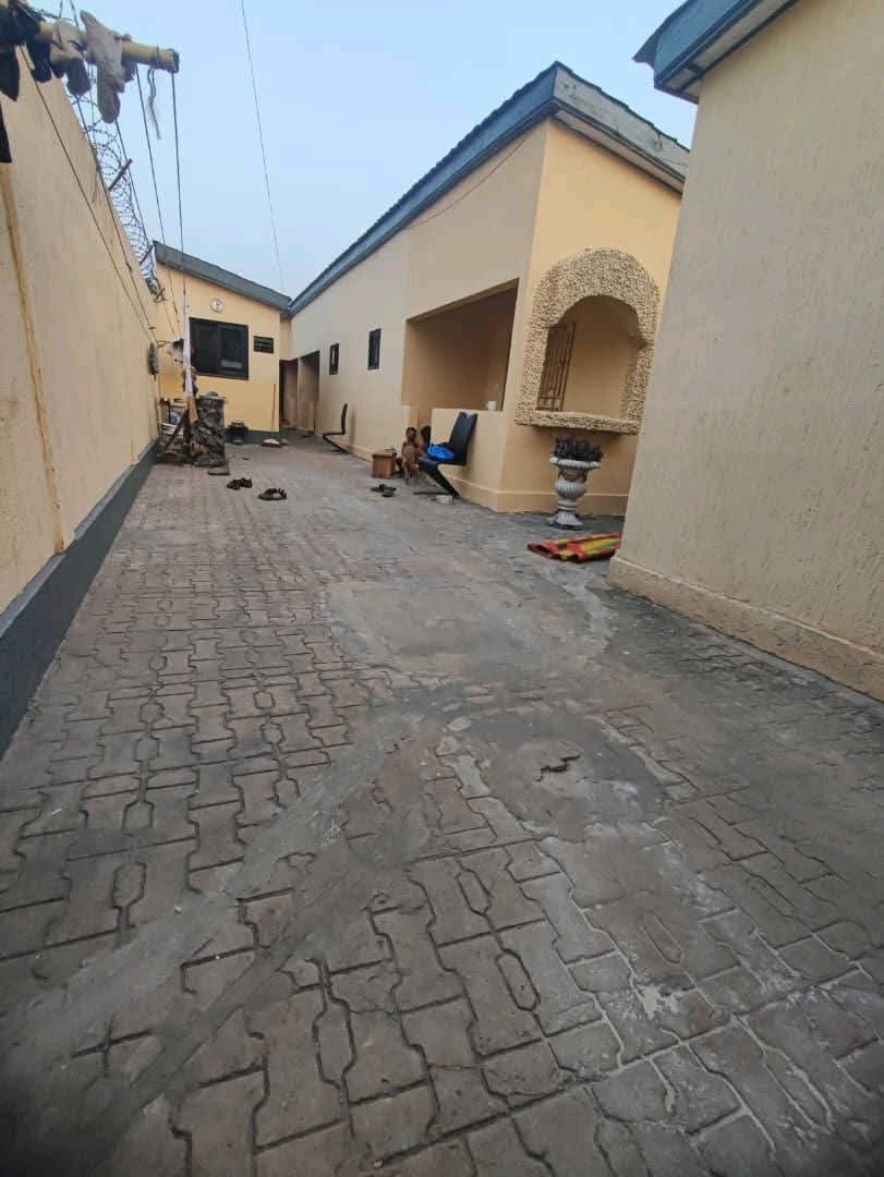 Maison en vente a Lomé adidogomé zanguera