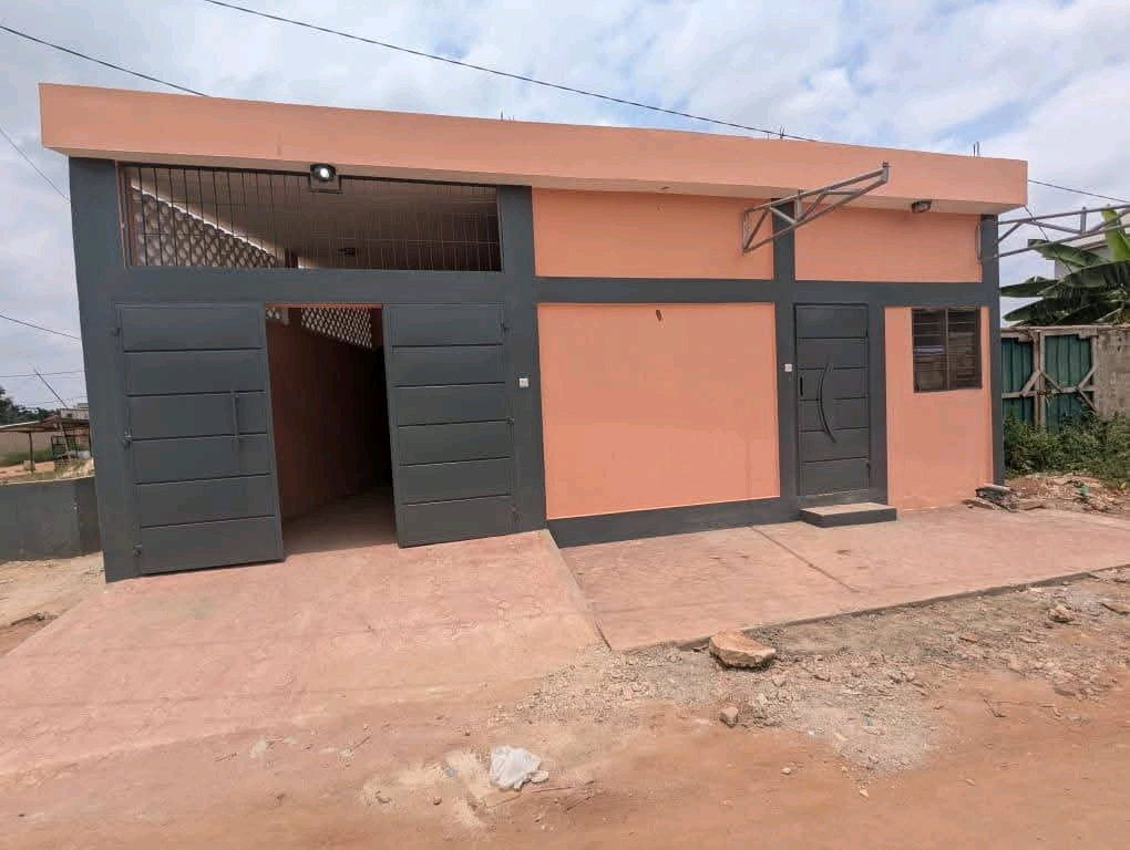 Mini villa en vente a Lome zanguera