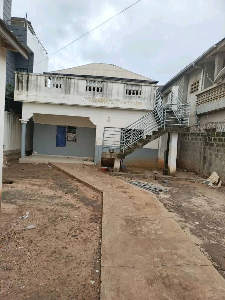 Villa en vente a lome avedji limousine