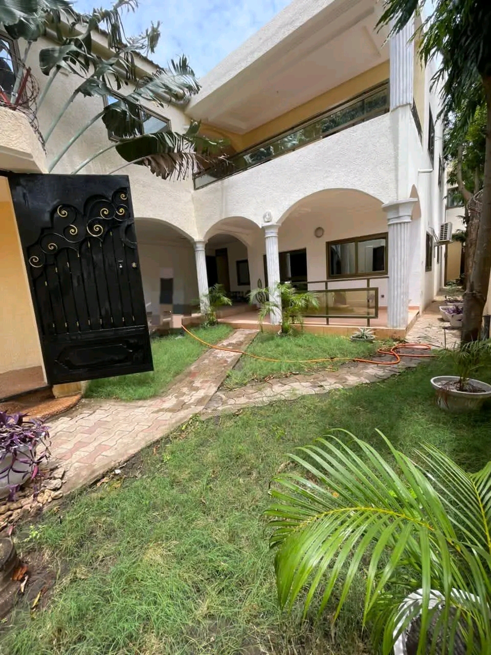 Villa a louer a Lomé hedjranawoé