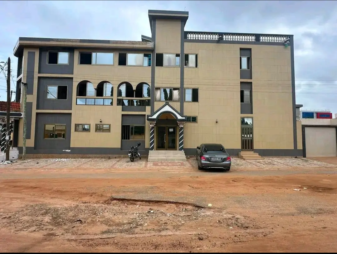 Hôtel en vente a Lomé nukafu