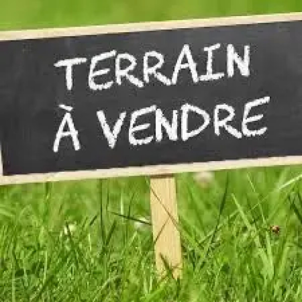 Terrain en vente dans le marché de adidogomé assiyeye