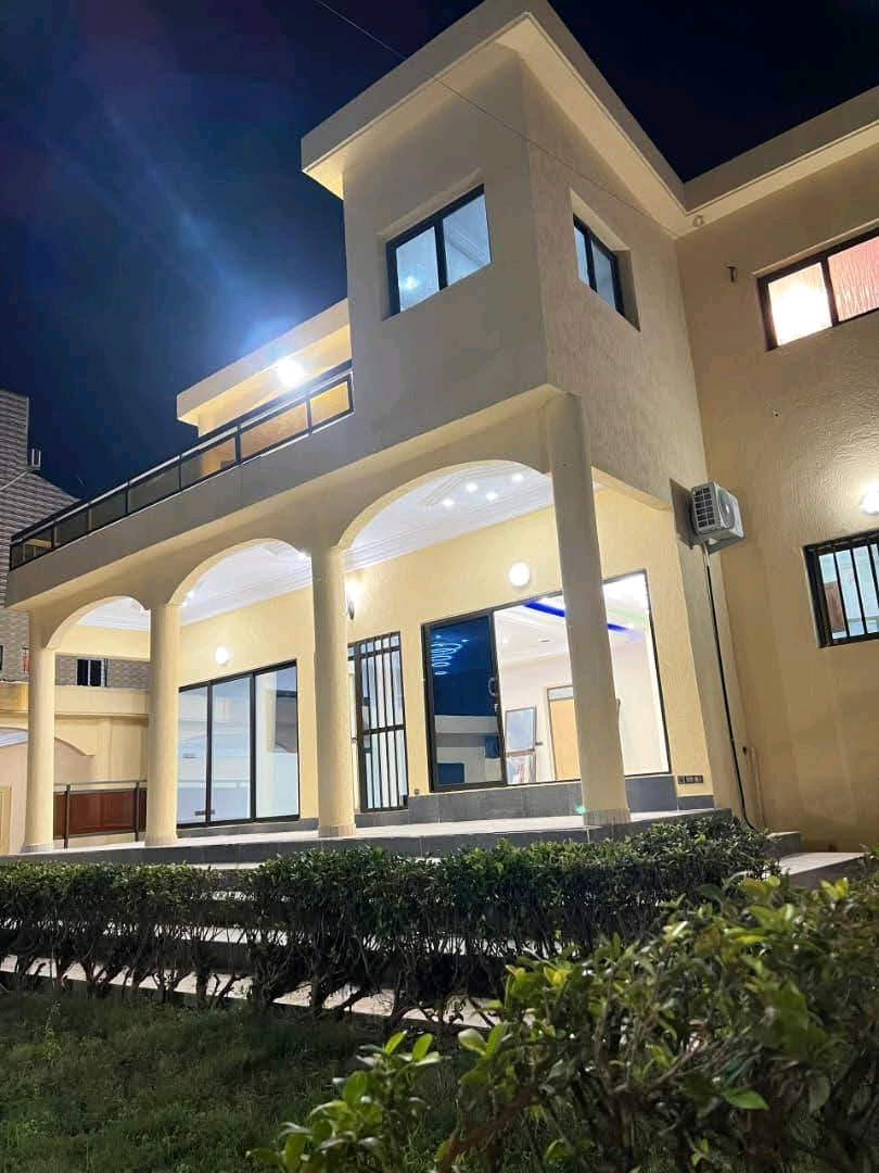 Villa a louer a lomé attiegou