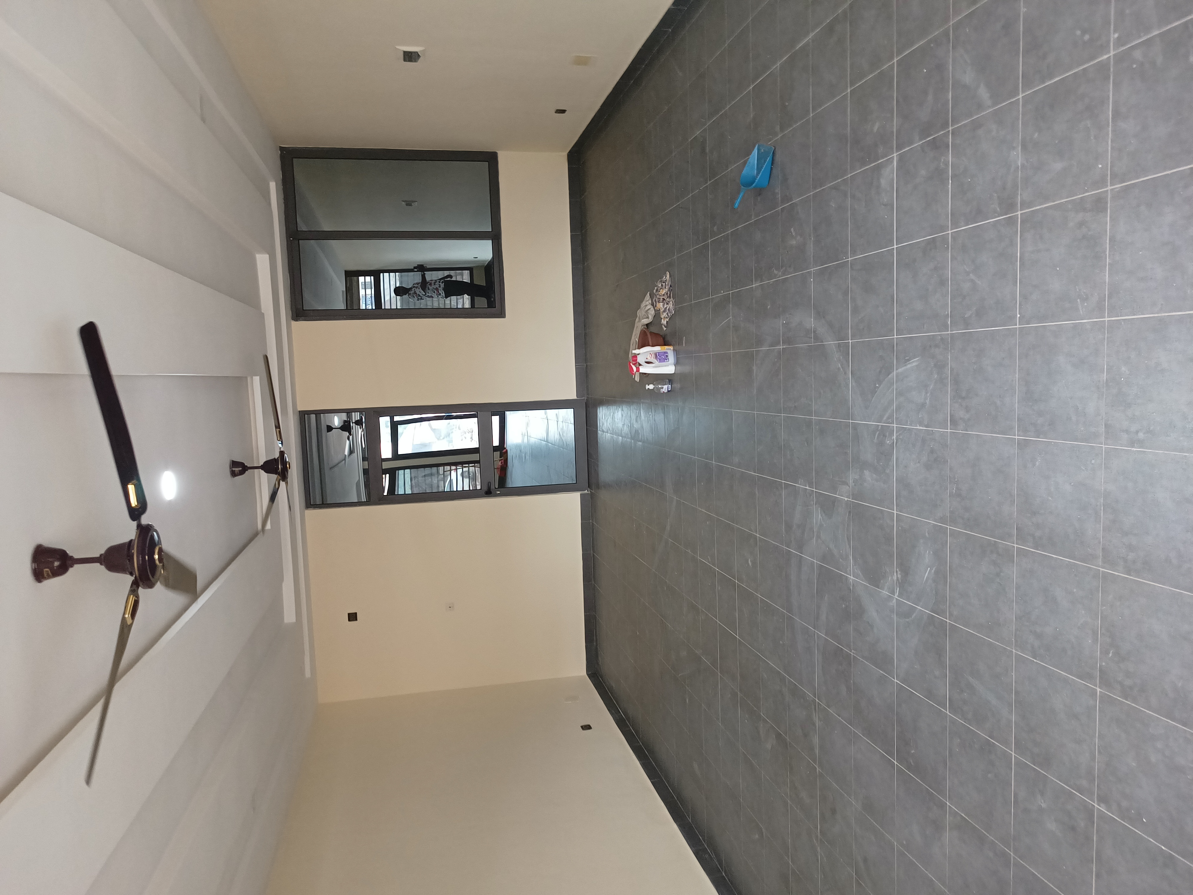 Boutique a louer a lomé totsi