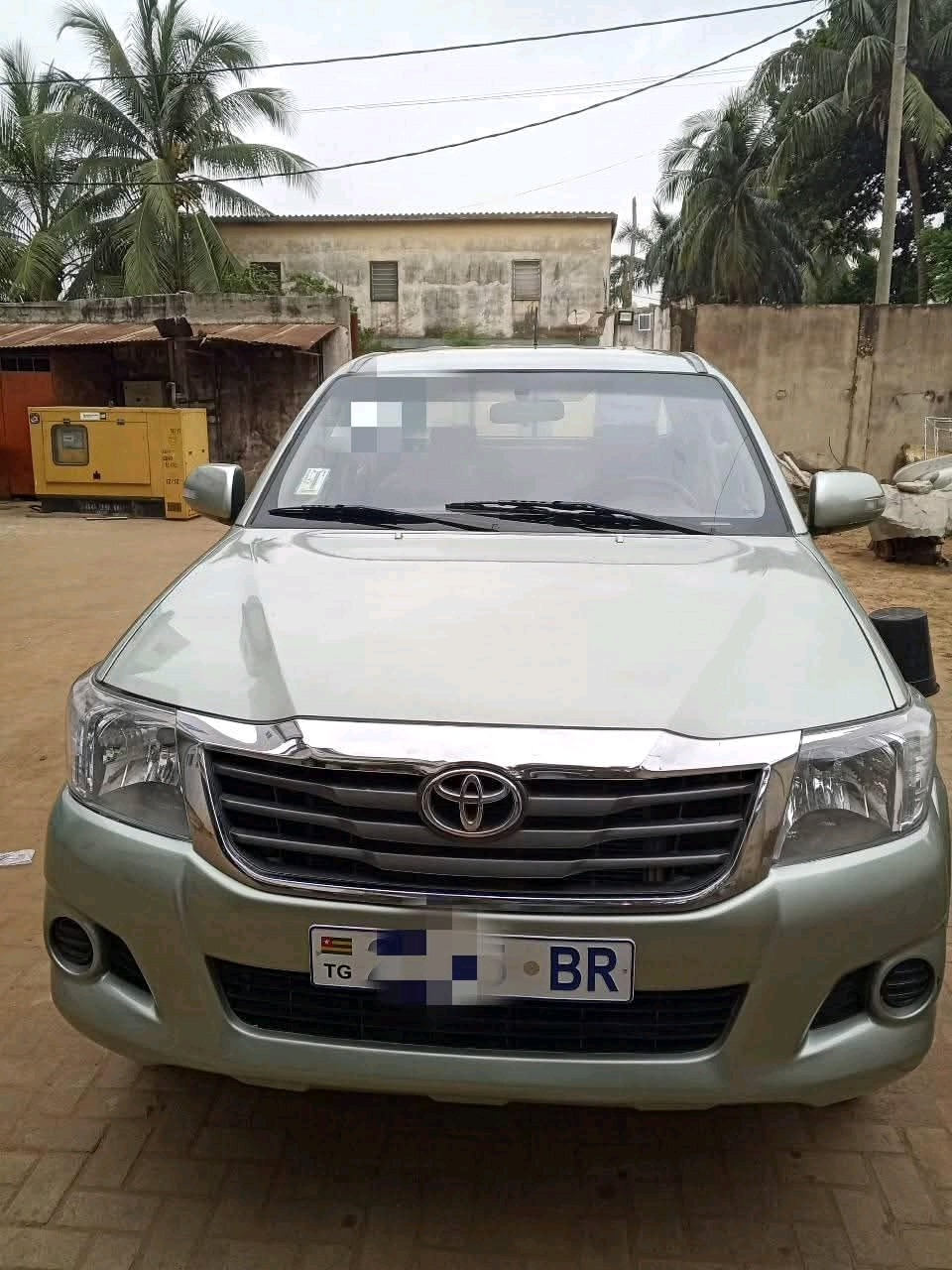 Toyota Hilux en vente a lome