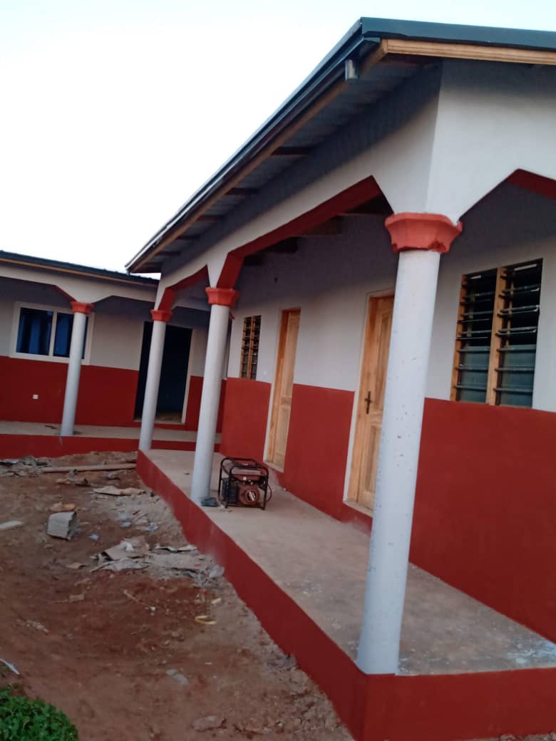 Petite maison en vente a Lome ségbé