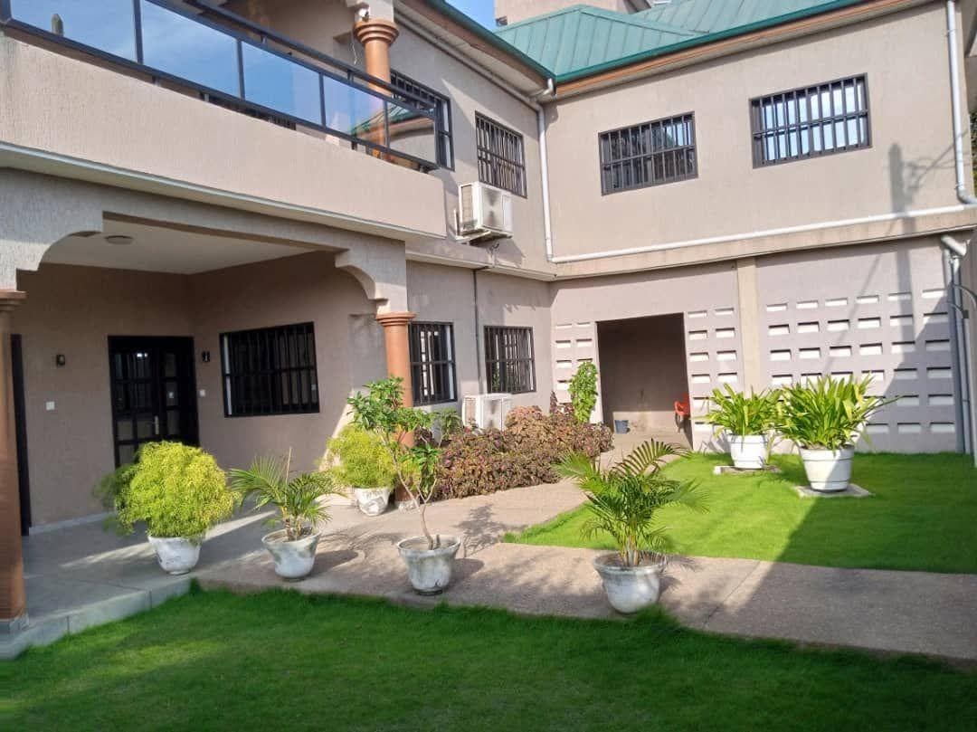 Villa en vente a Lomé baguida cité BOAD
