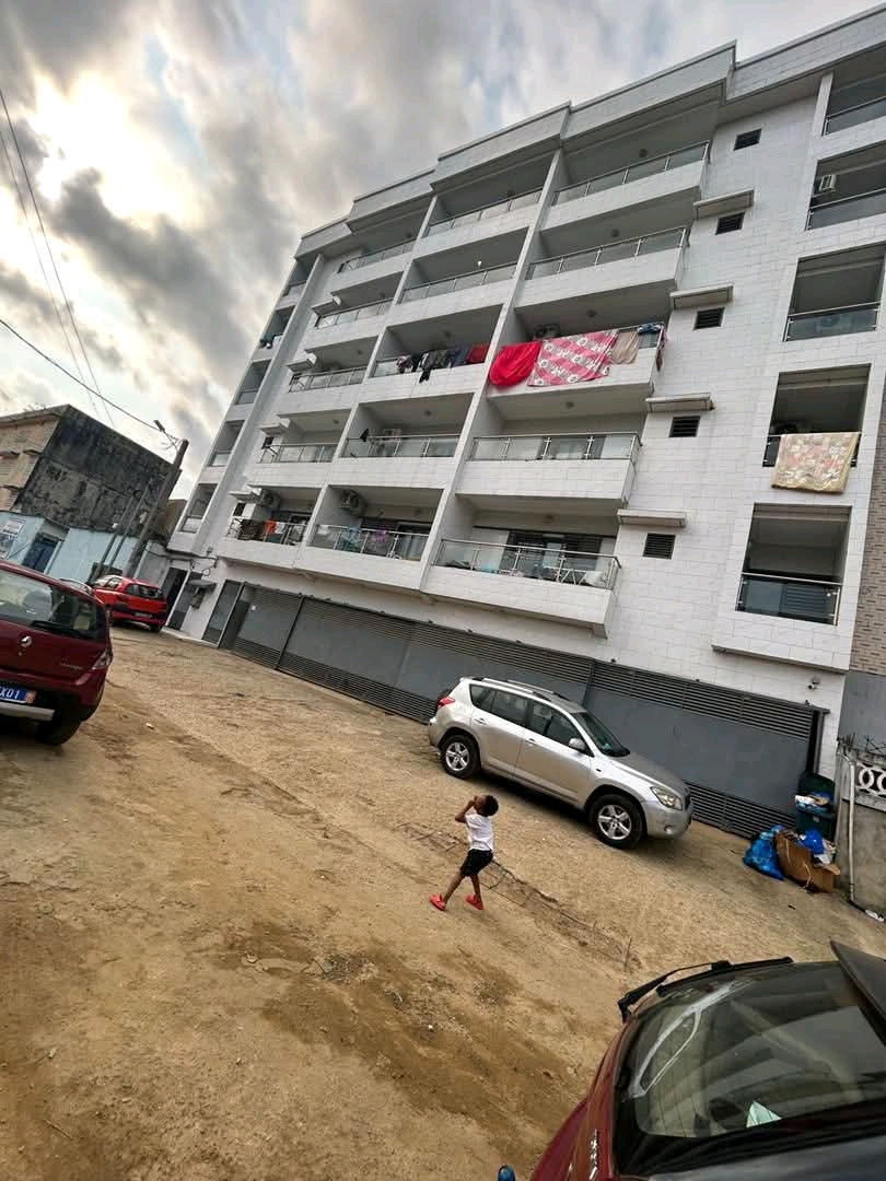 Immeuble en vente en cote d'ivoire abidjan