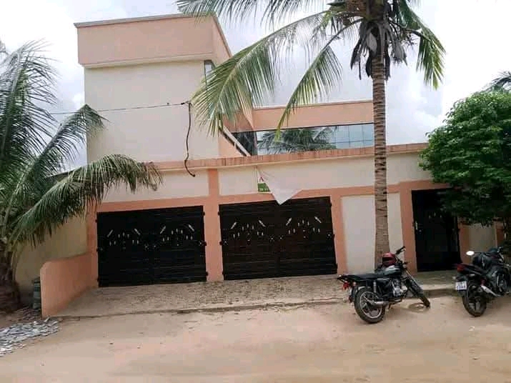 Villa en vente a Lomé adidogomé atigangomé