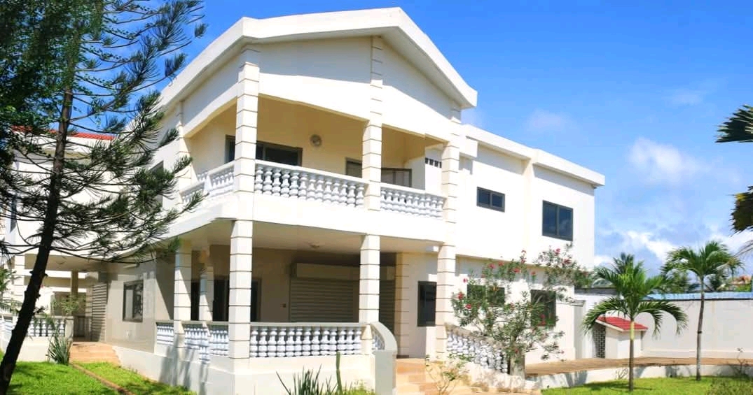 Villa a louer a lomé avepozo kpogan