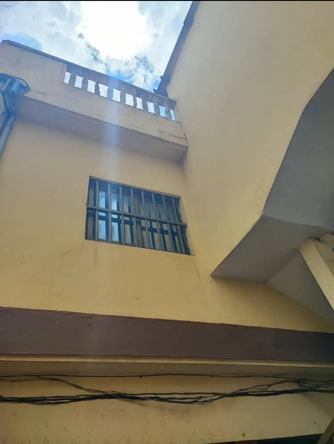 Maison a étage en vente a Lomé agoe koffi panou