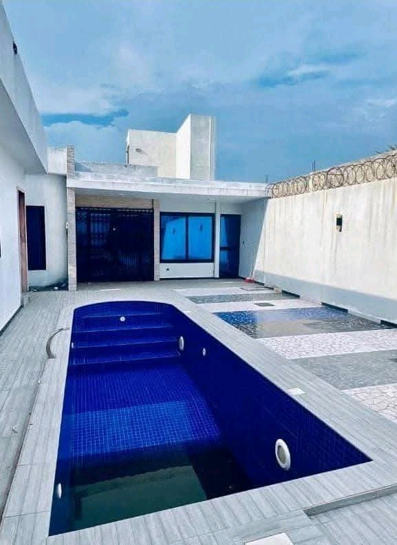 Villa a piscine en vente a nimagna