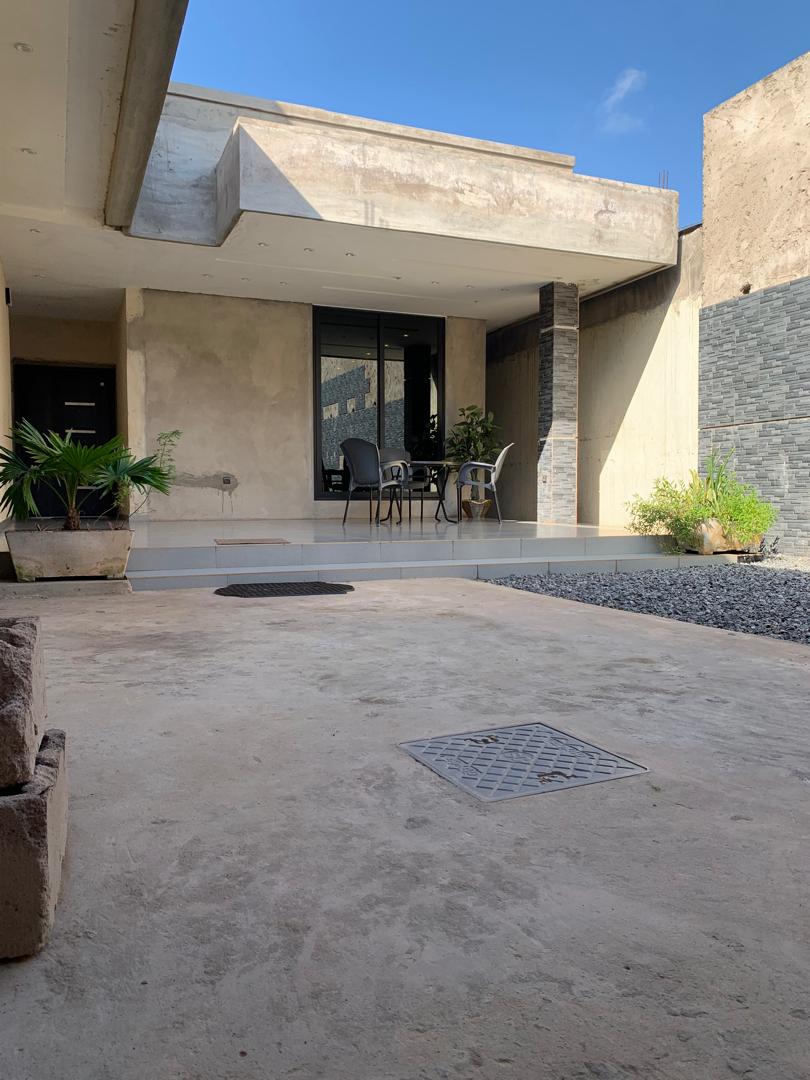 Villa en vente a Lomé agoe legbassito