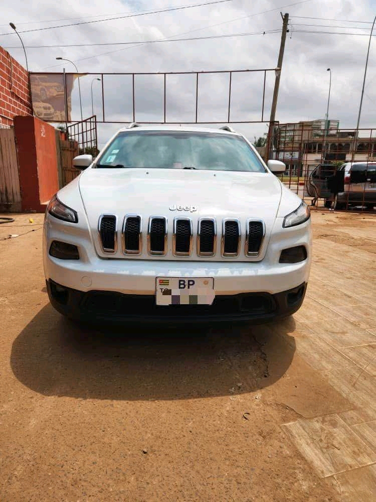 Jeep Cherokee en vente a Lome